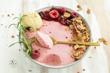Low Carb Himbeer-Rosmarin Mousse